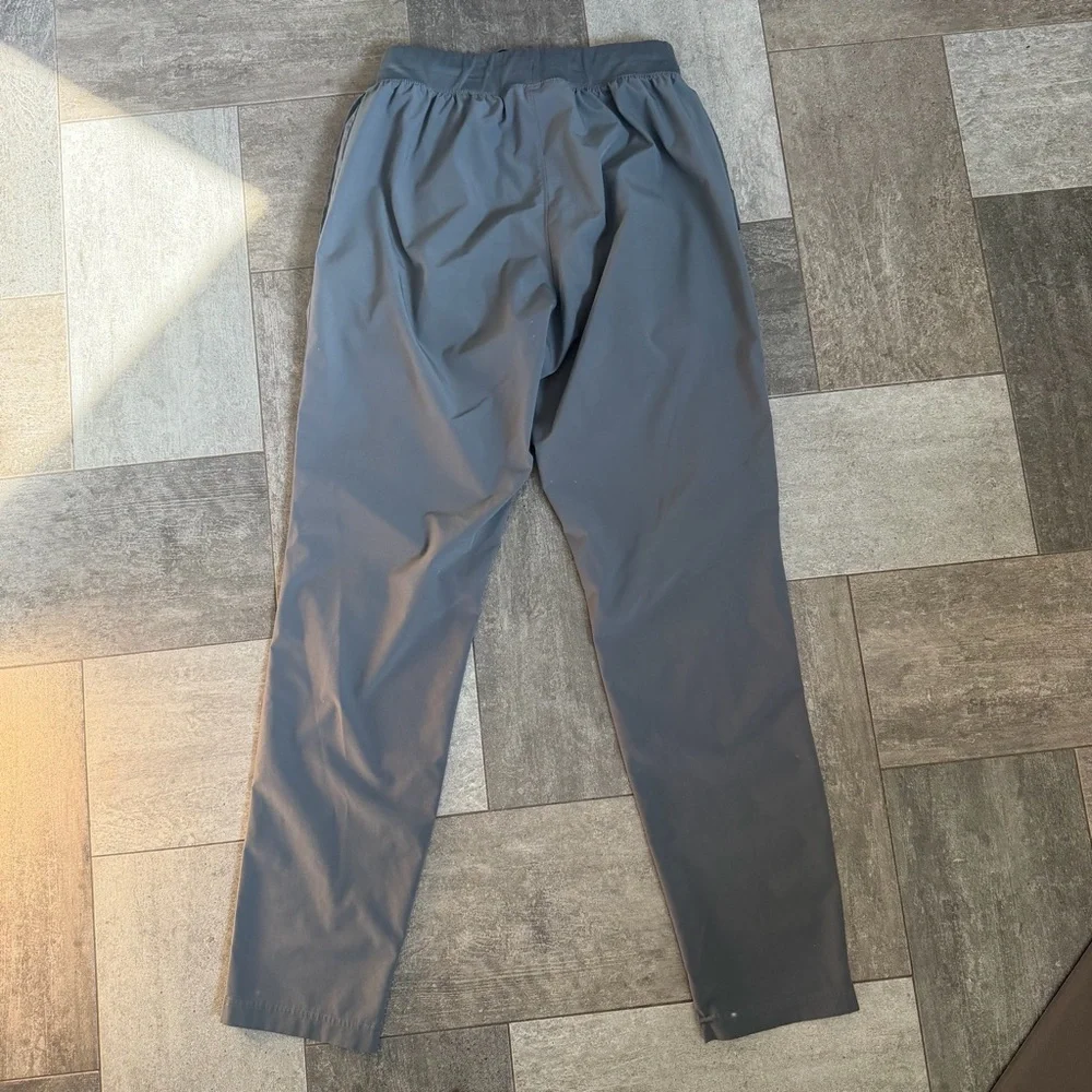 Under Armour Men's Gray Jogger Trouser Pants - Picture 6 of 6